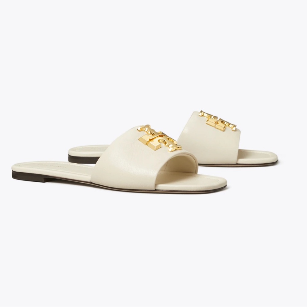 TORY BURCH
Best Seller
ELEANOR SLIDE
$300 New size 9.5
Color: Light Cream /Gold